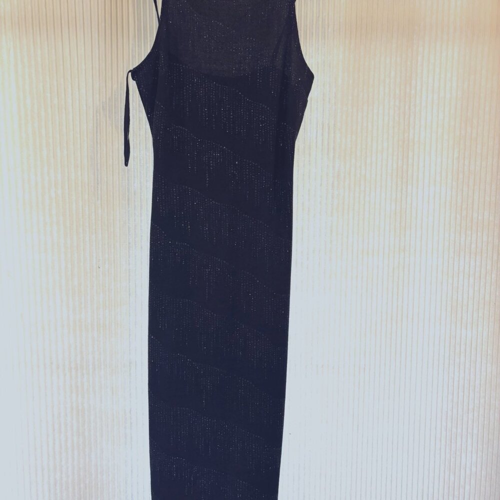 Accomplice, S, midi black dress with just a hint of sparkle